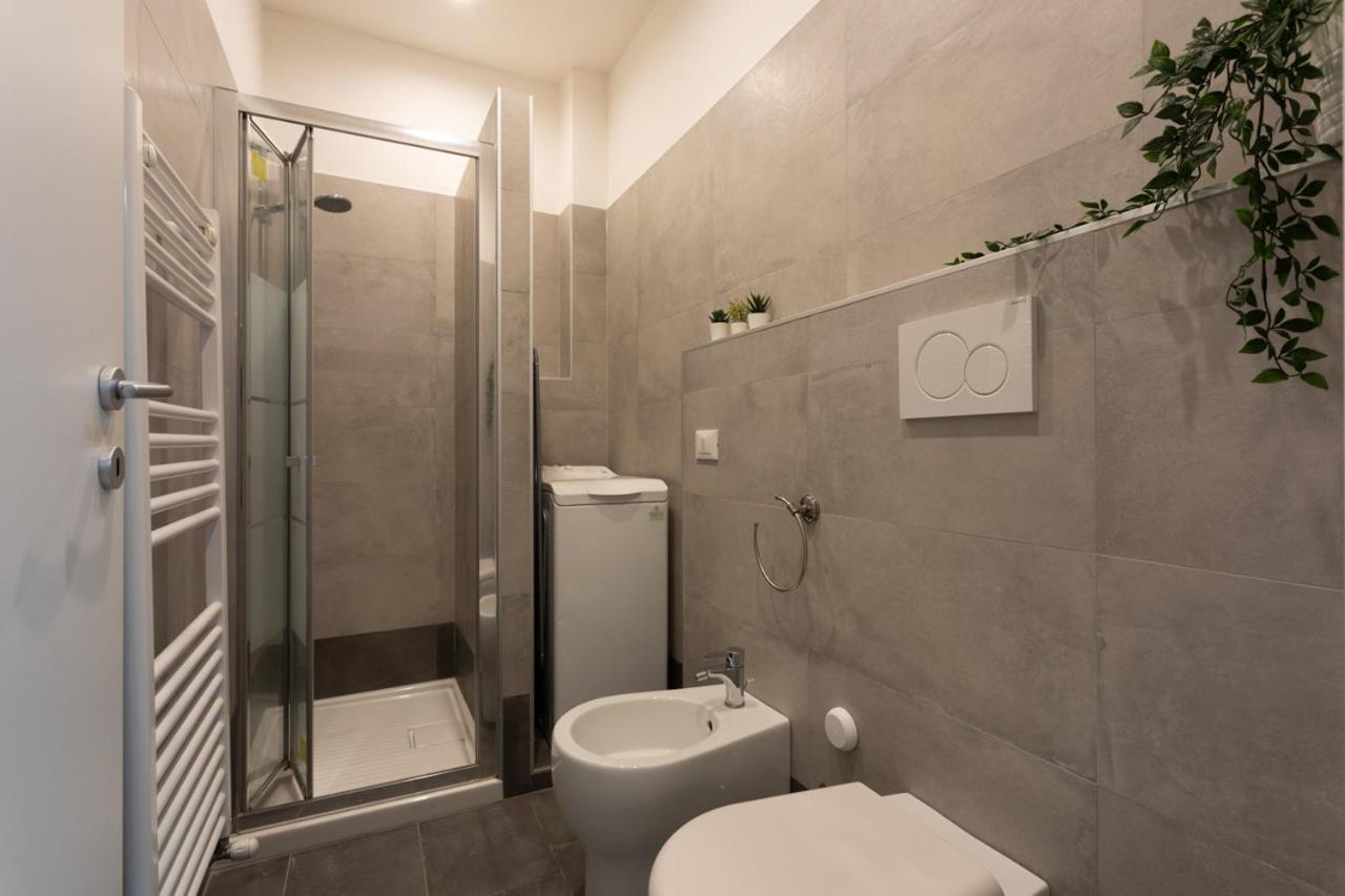 Porta Susa Studio Apartment By Wonderful Italy Torino Esterno foto